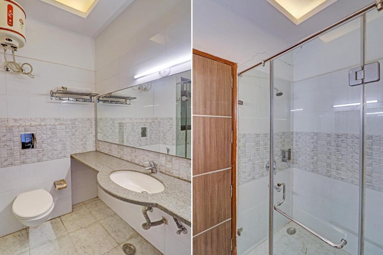 Oyo Townhouse 484 Sanskriti Hotel Delhi  Ngoại thất bức ảnh